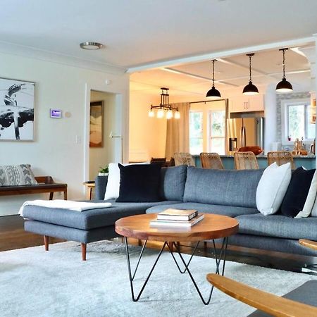 The Monopoly House - Your Ideal Retreat In The Heart Of Атланта Екстериор снимка